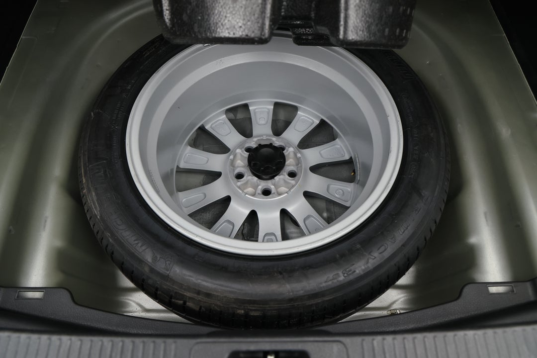 2018 Toyota Camry Ascent, Automatic, 123349 km, Spare Wheel