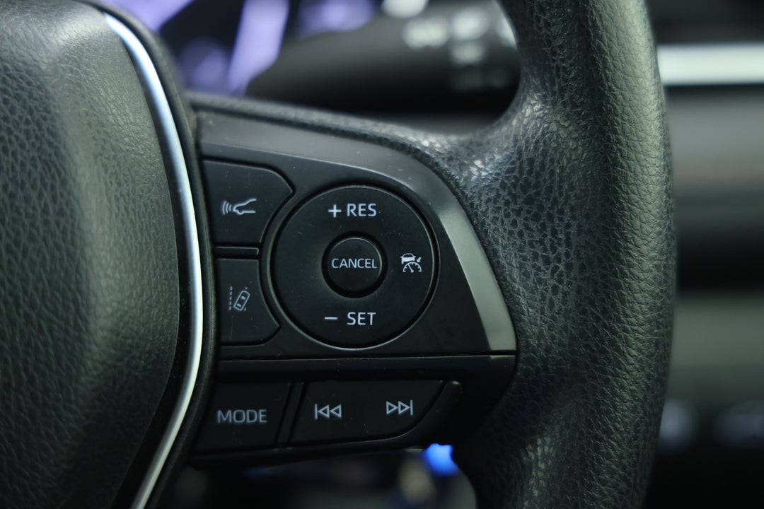 2018 Toyota Camry Ascent, Automatic, 123349 km, Cruise Control