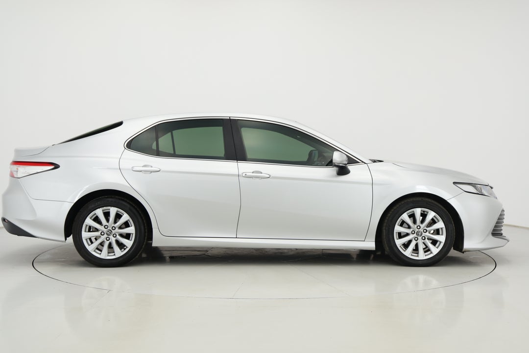 2018 Toyota Camry Ascent, Automatic, 123349 km, Right Side View