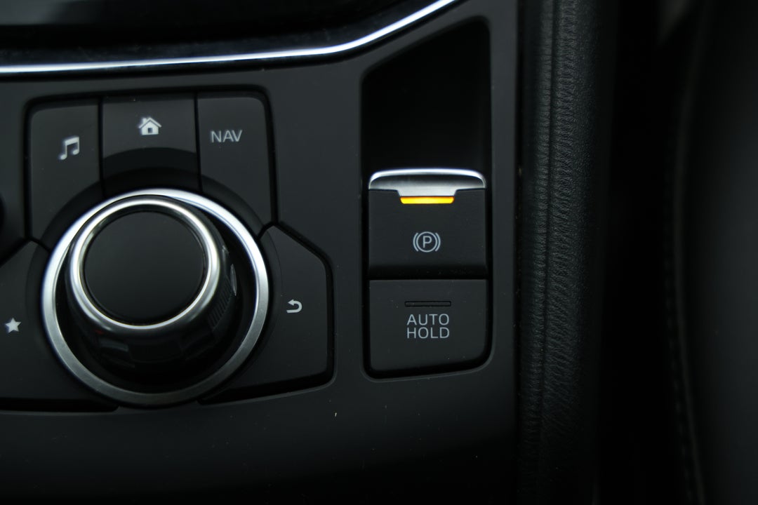 2017 Mazda CX-5 Touring (4x4), Automatic, 162663 km, Handbrake