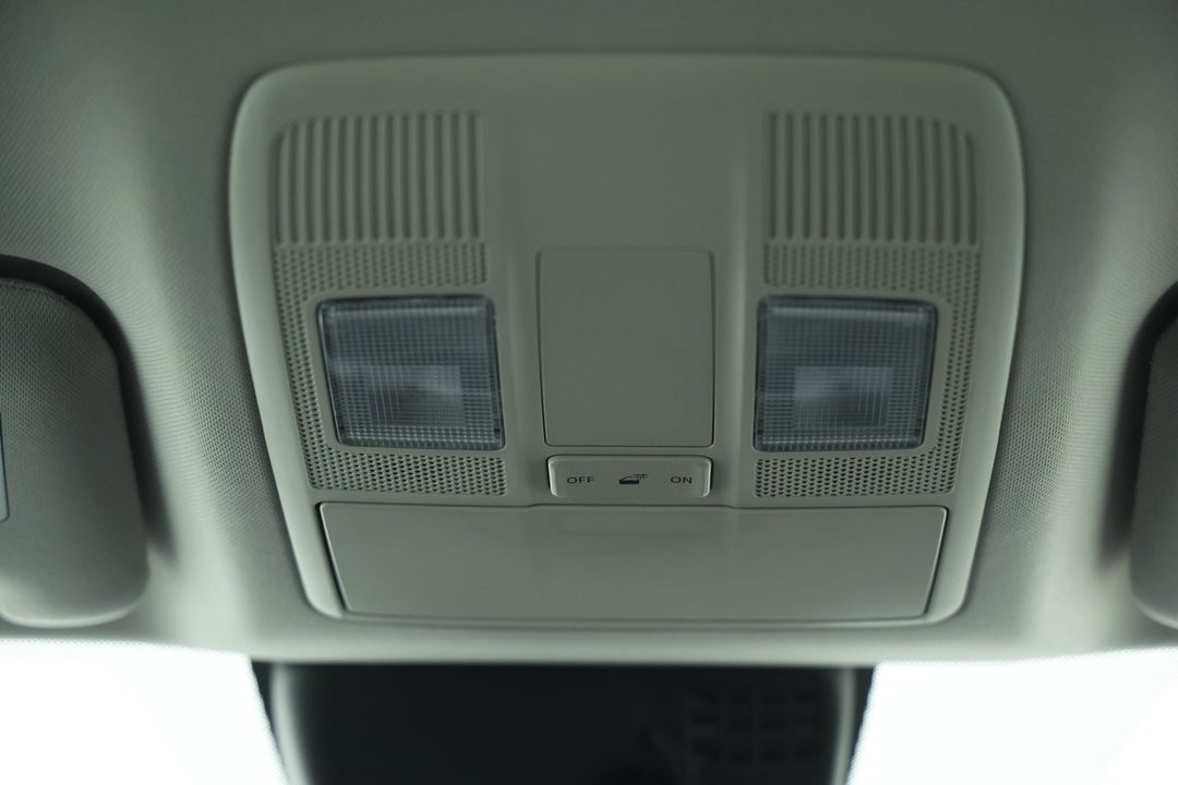 2017 Mazda CX-5 Touring (4x4), Automatic, 162663 km, On-Roof Controls/Sunglass holder