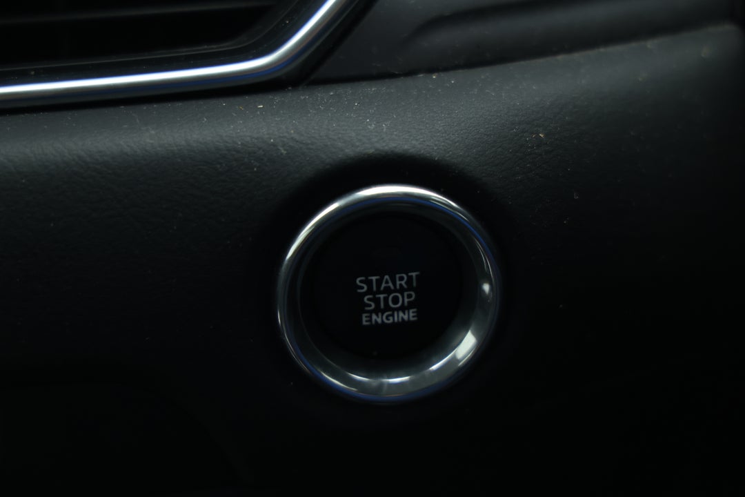 2017 Mazda CX-5 Touring (4x4), Automatic, 162663 km, Keyless / Button Start