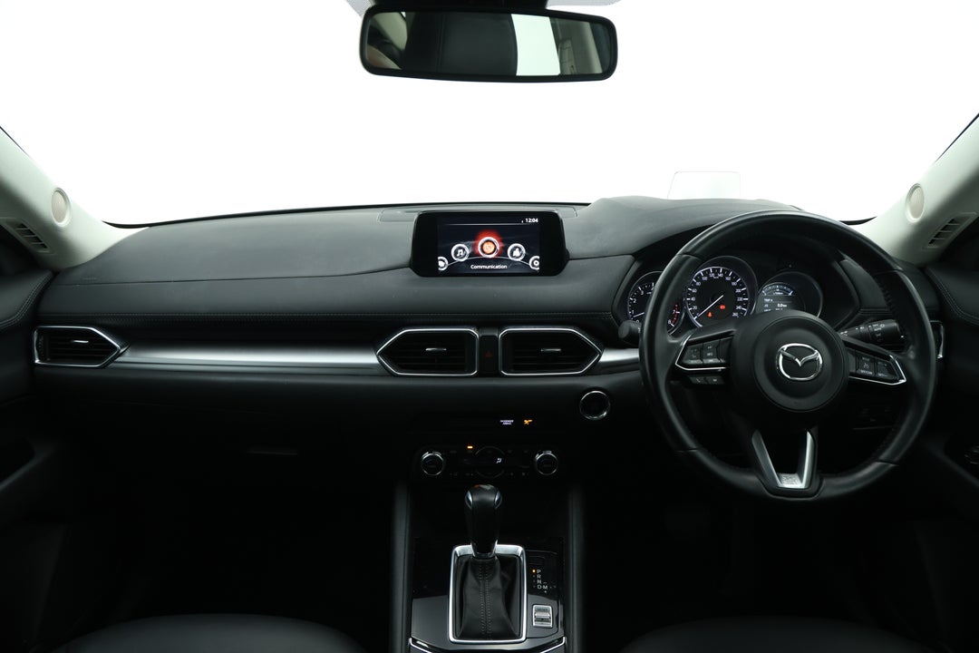 2017 Mazda CX-5 Touring (4x4), Automatic, 162663 km, Dashboard View