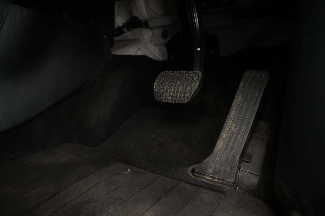 2017 Mazda CX-5 Touring (4x4), Automatic, 162663 km, Pedals and Footmat