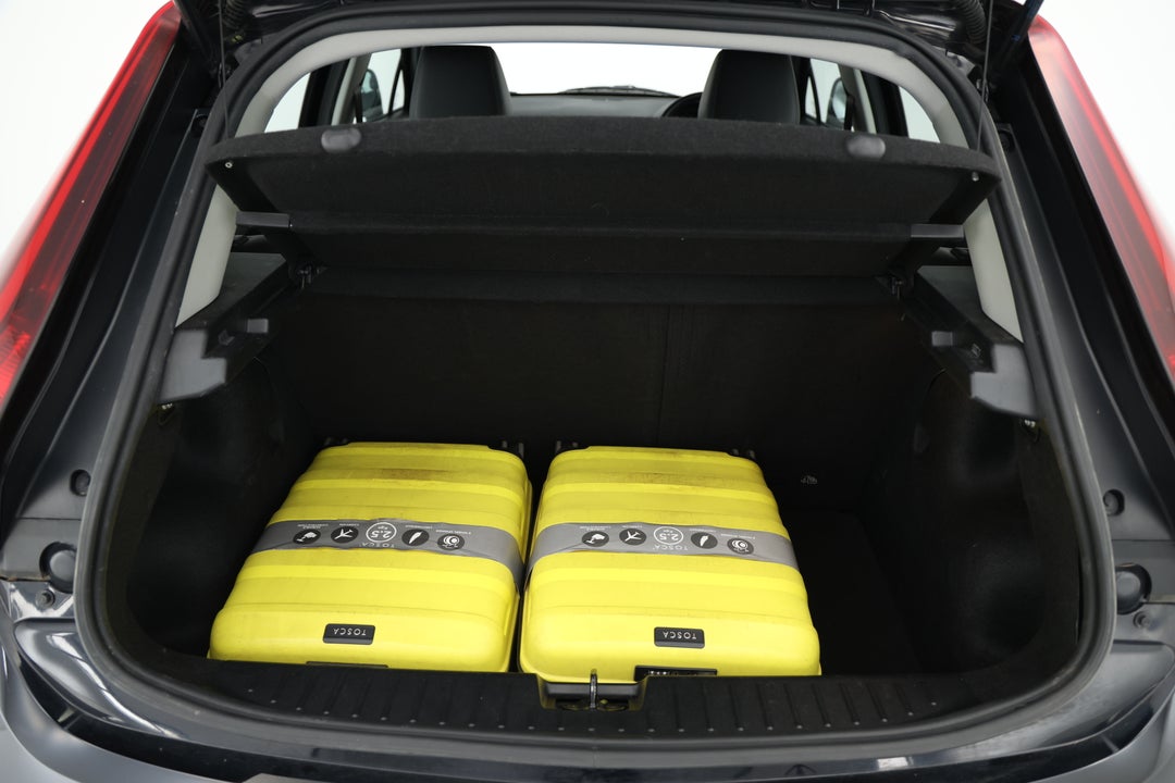 2021 MG Mg3 Auto Excite (with Navigation), Automatic, 114553 km, Boot Inside View with Luggage