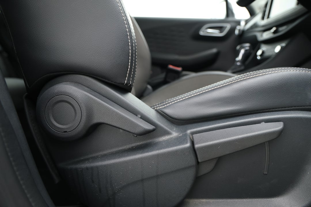 2021 MG Mg3 Auto Excite (with Navigation), Automatic, 114553 km, Drivers Side Adjustment Panel