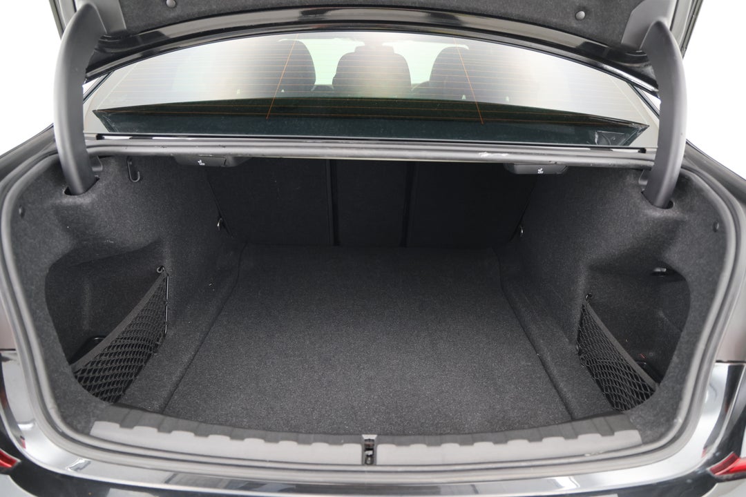 2021 BMW 3 30i M Sport, Automatic, 72625 km, Boot Inside View