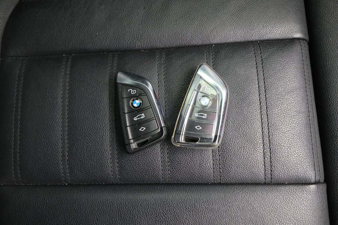 2021 BMW 3 30i M Sport, Automatic, 72625 km, Key Close-up