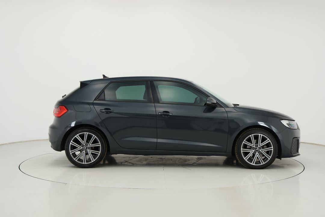 2021 Audi A1 30 Tfsi, Automatic, 43390 km, Right Side View