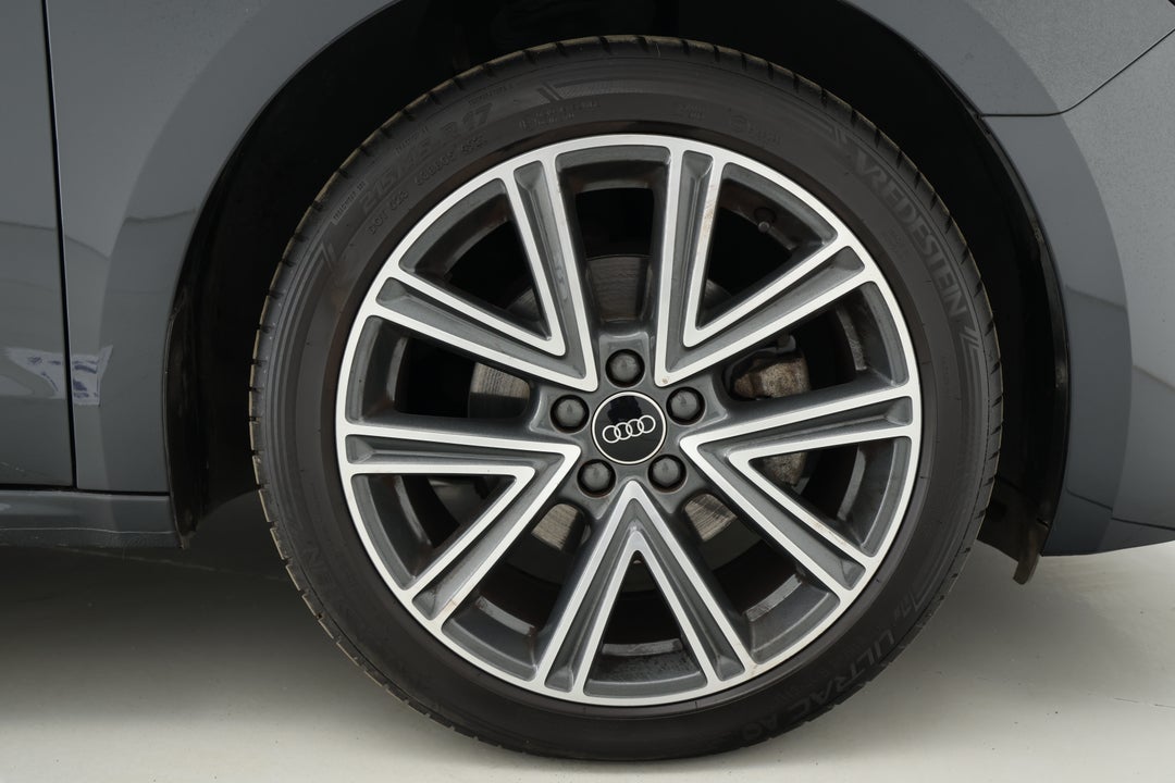 2021 Audi A1 30 Tfsi, Automatic, 43390 km, Right Front Wheel