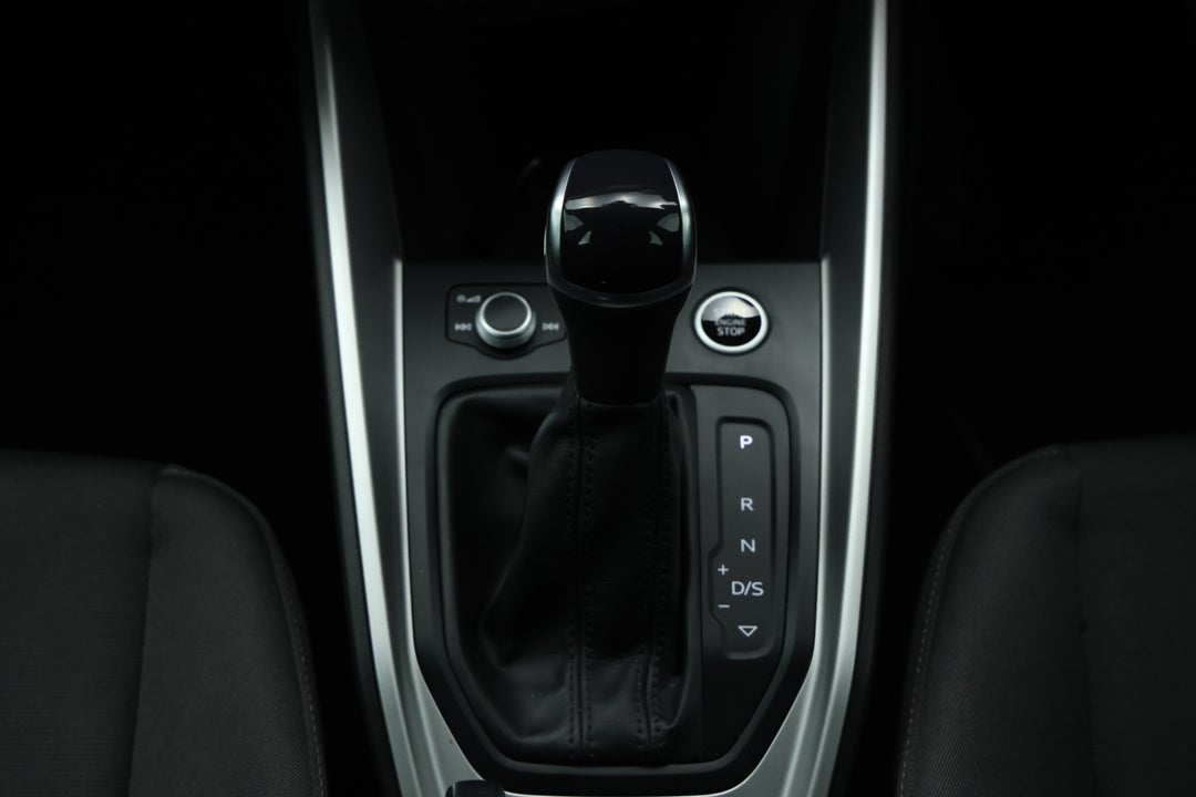 2021 Audi A1 30 Tfsi, Automatic, 43390 km, Gear Lever 
