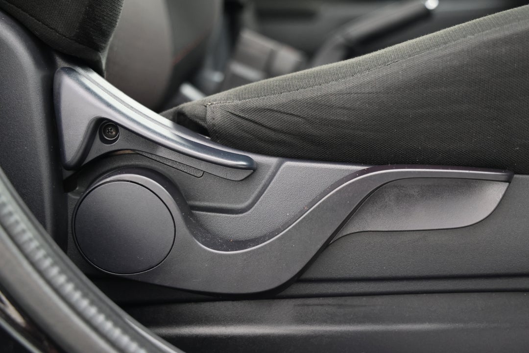 2017 Mitsubishi ASX Ls (2WD), Automatic, 161994 km, Drivers Side Adjustment Panel