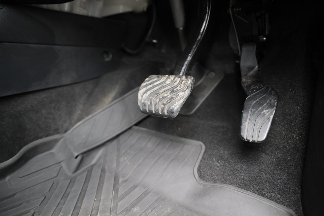 2024 Mitsubishi Outlander Es 5 Seat (2WD), Automatic, 53398 km, Pedals and Footmat