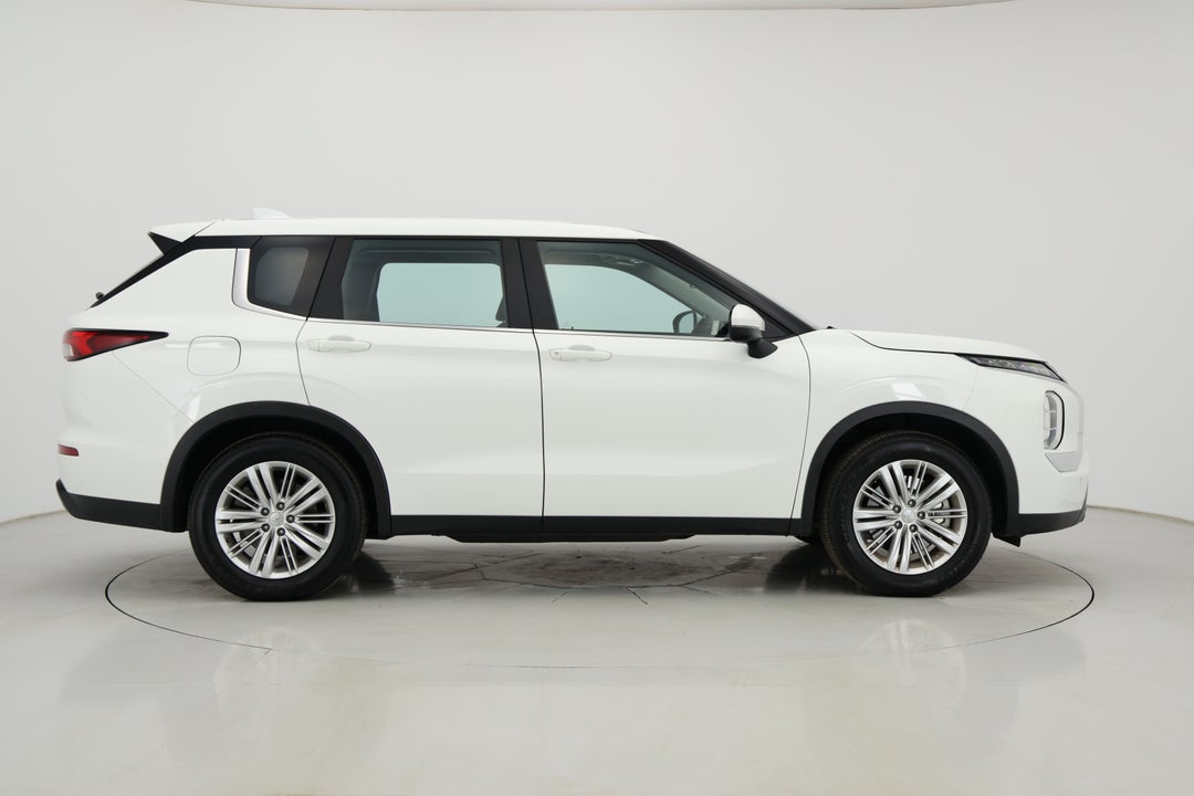 2024 Mitsubishi Outlander Es 5 Seat (2WD), Automatic, 53398 km, Right Side View