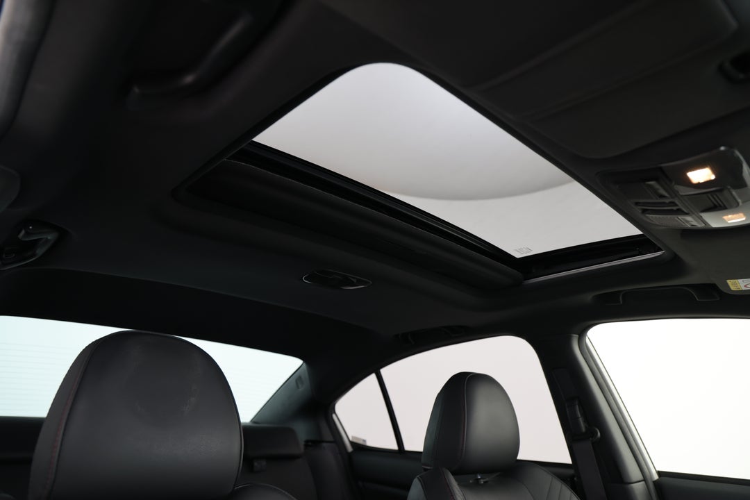 2016 Subaru WRX Premium (AWD), Manual, 109687 km, Interior Sunroof/Moonroof