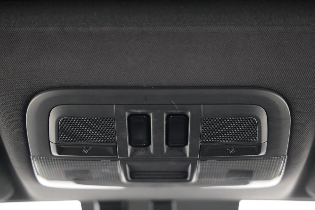 2016 Subaru WRX Premium (AWD), Manual, 109687 km, On-Roof Controls/Sunglass holder