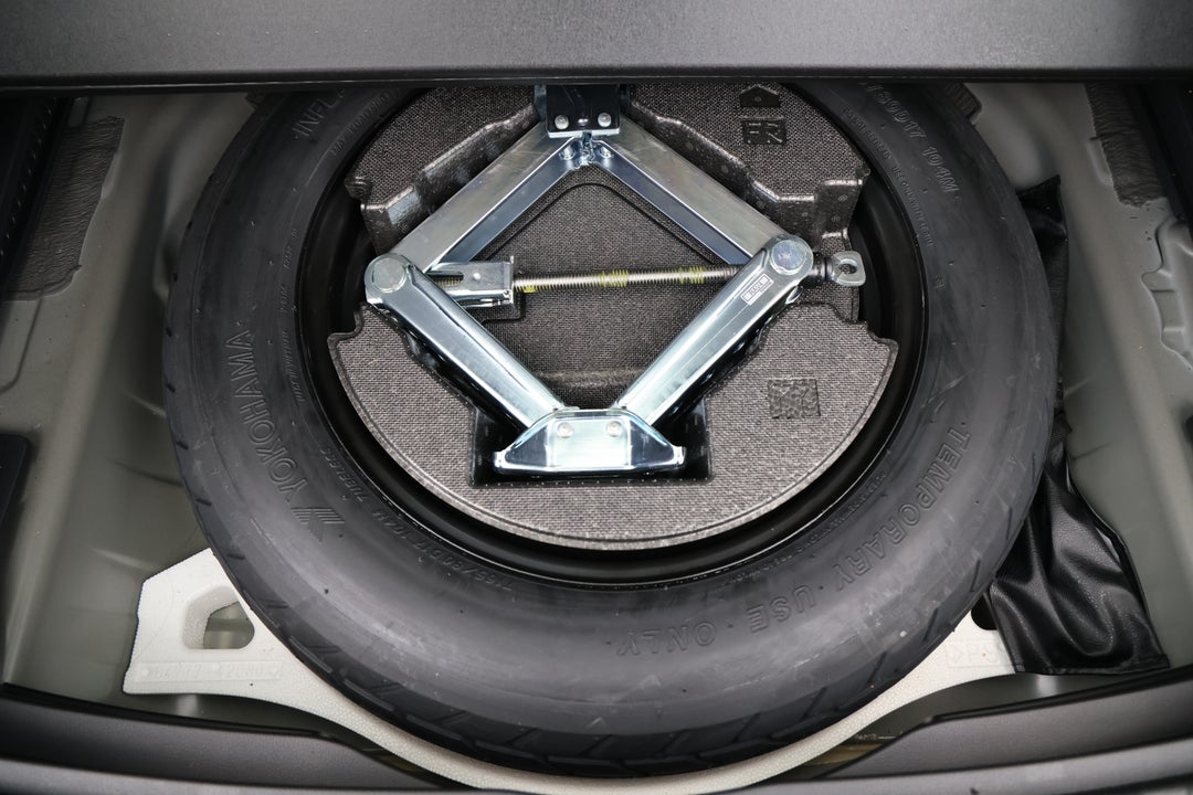 2025 Toyota RAV4 Cruiser (2WD) Hybrid, Automatic, 4948 km, Spare Wheel