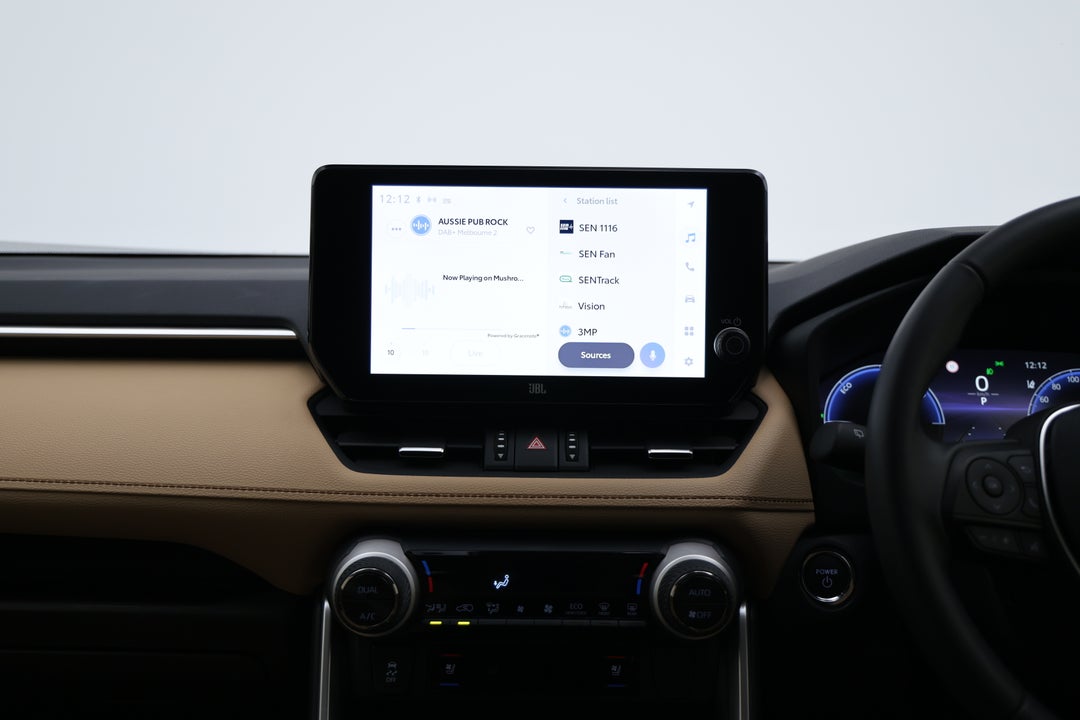 2025 Toyota RAV4 Cruiser (2WD) Hybrid, Automatic, 4948 km, Center Console