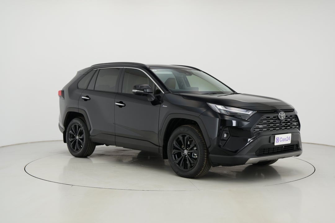 2025 Toyota RAV4 Cruiser (2WD) Hybrid, Automatic, 4948 km, Right Front Diagonal (45- Degree) View