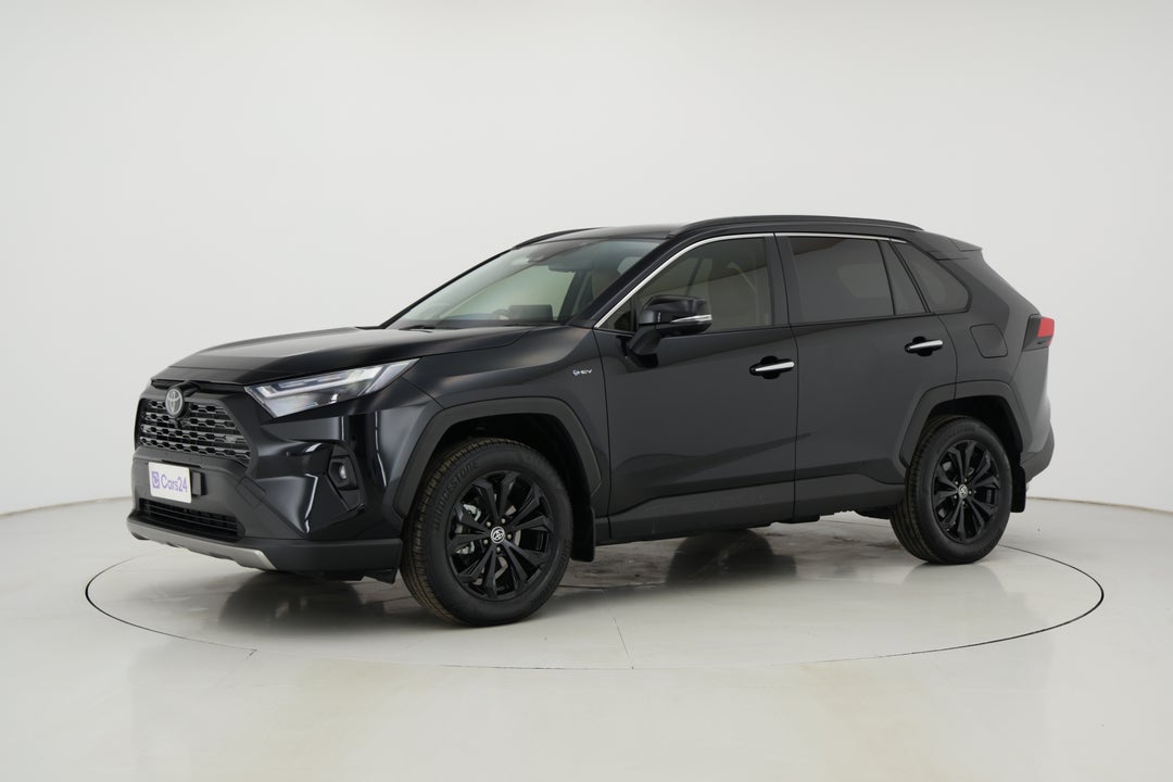 2025 Toyota RAV4 Cruiser (2WD) Hybrid, Automatic, 4948 km, Left Front Diagonal (45- Degree) View