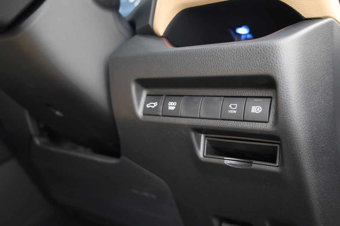 2025 Toyota RAV4 Cruiser (2WD) Hybrid, Automatic, 4948 km, Utility Switches/Buttons