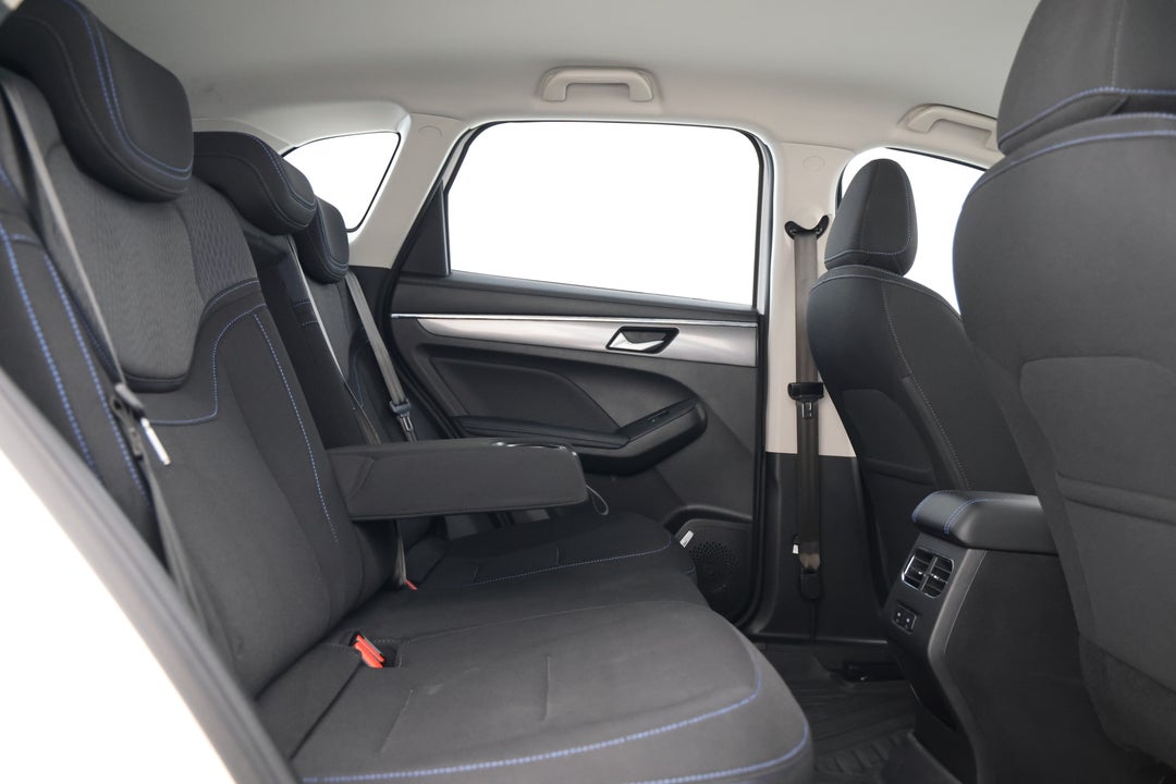 2024 GWM Haval Jolion Premium, Automatic, 20553 km, Right Side Rear Door Cabin View