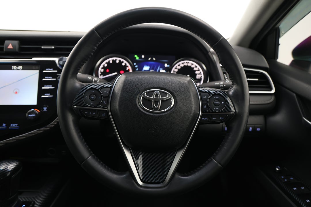 2018 Toyota Camry Sx V6, Automatic, 114851 km, Steering Wheel Close-up
