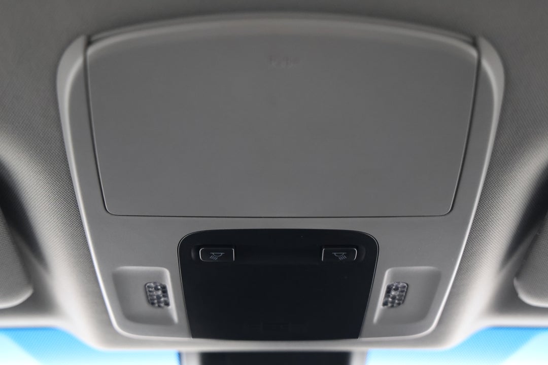 2018 Toyota Camry Sx V6, Automatic, 114851 km, On-Roof Controls/Sunglass holder