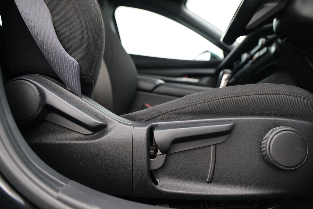 2021 Mazda 3 G20 Pure, Automatic, 51215 km, Drivers Side Adjustment Panel