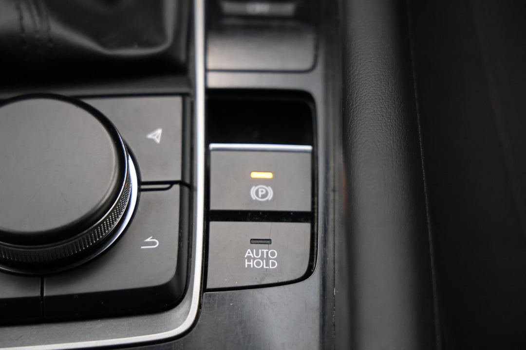 2021 Mazda 3 G20 Pure, Automatic, 51215 km, Handbrake