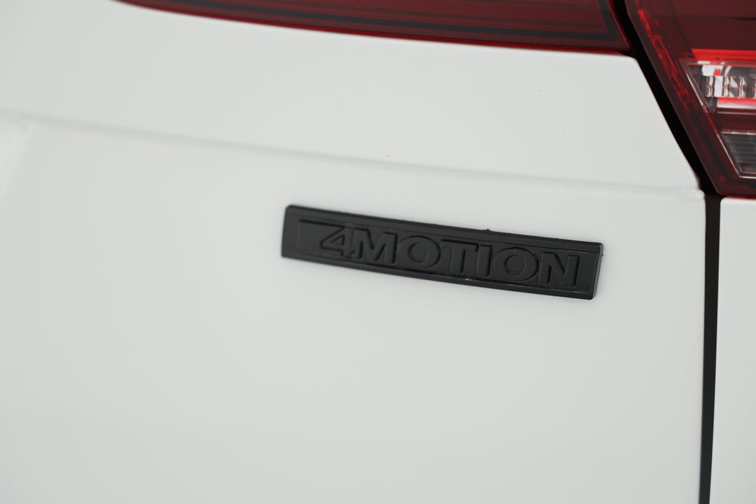 2018 Volkswagen Tiguan 162 Tsi Highline, Automatic, 72202 km, Badge (Boot Right Side)