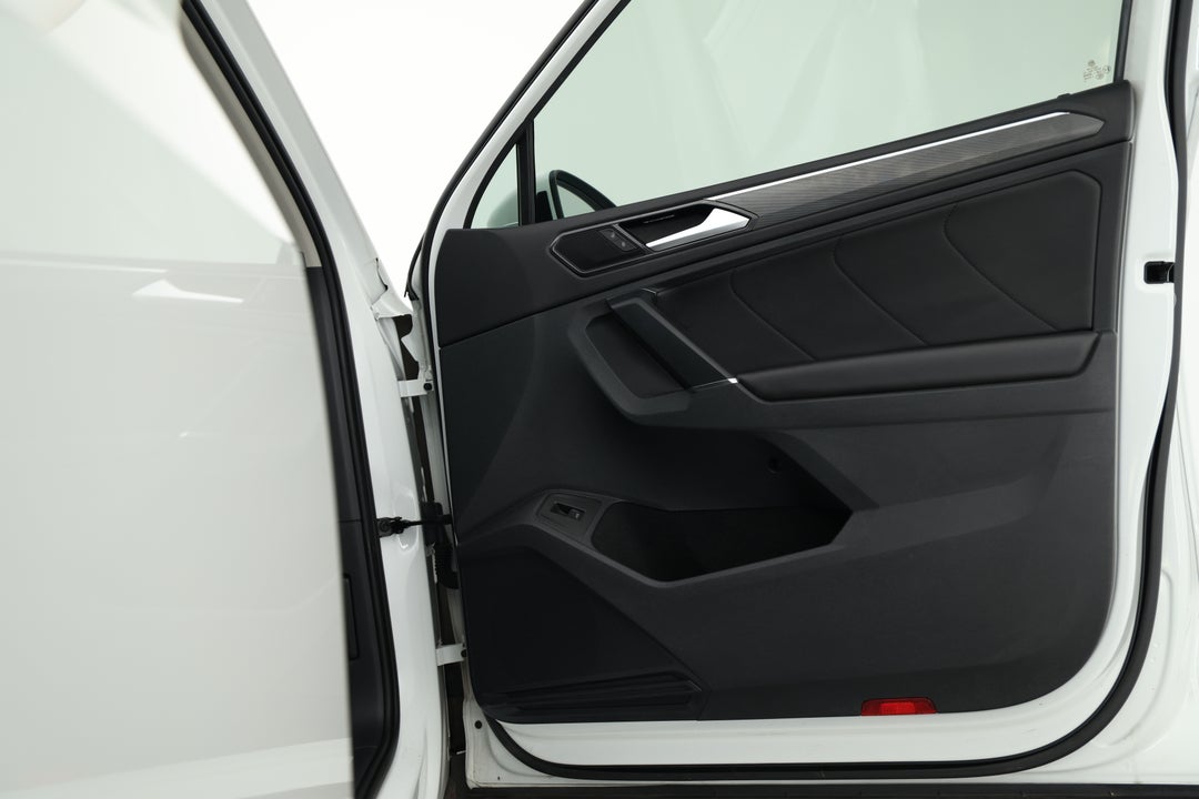 2018 Volkswagen Tiguan 162 Tsi Highline, Automatic, 72202 km, Speaker View