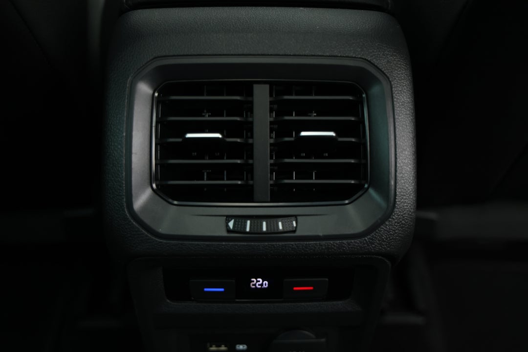 2018 Volkswagen Tiguan 162 Tsi Highline, Automatic, 72202 km, Rear A/C Vent