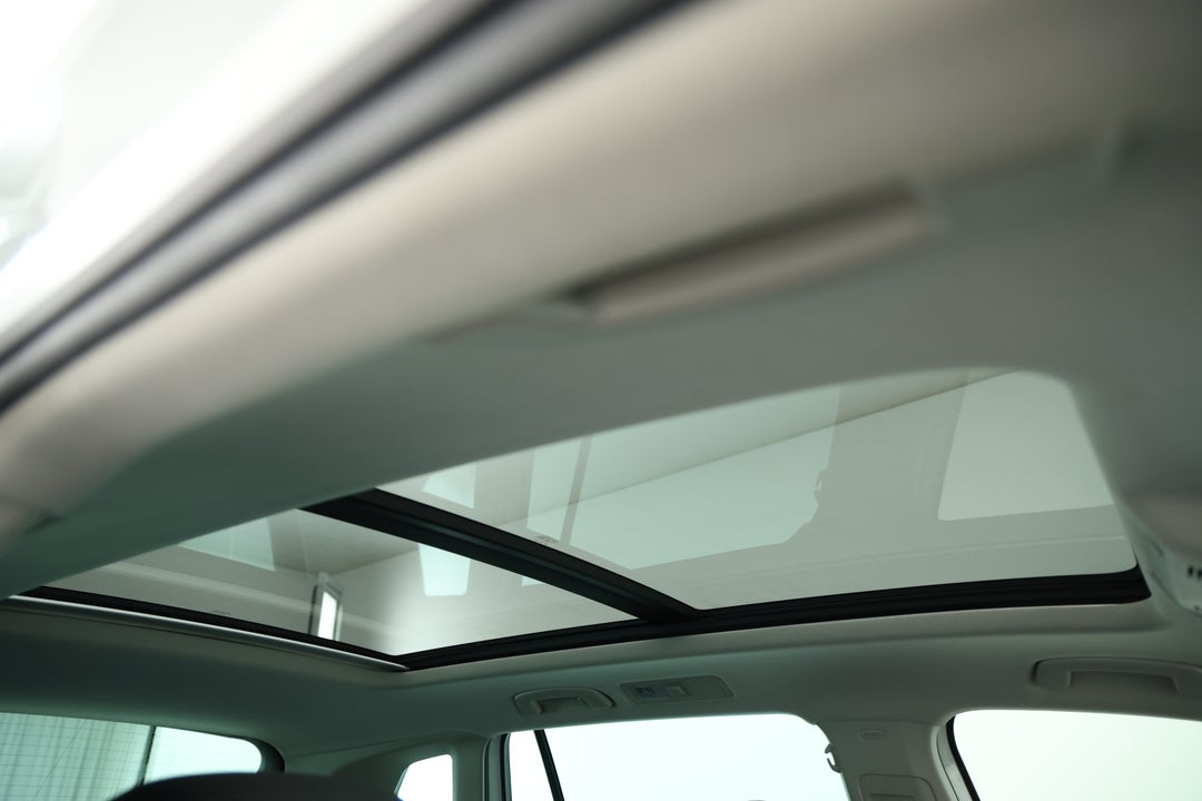 2018 Volkswagen Tiguan 162 Tsi Highline, Automatic, 72202 km, Interior Sunroof/Moonroof