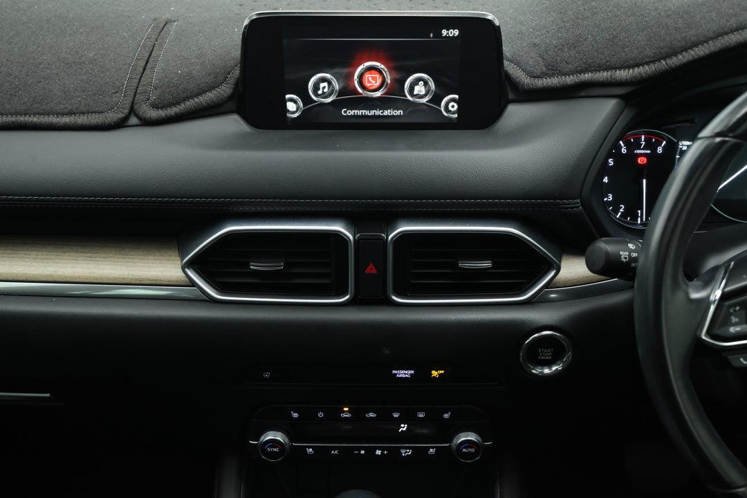 2019 Mazda CX-5 Akera (4x4), Automatic, 130610 km, Center Console