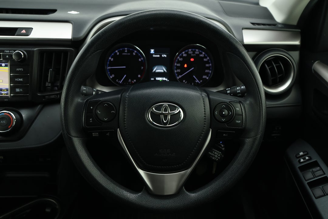 2017 Toyota RAV4 Gx (4x4), Automatic, 100818 km, Steering Wheel Close-up