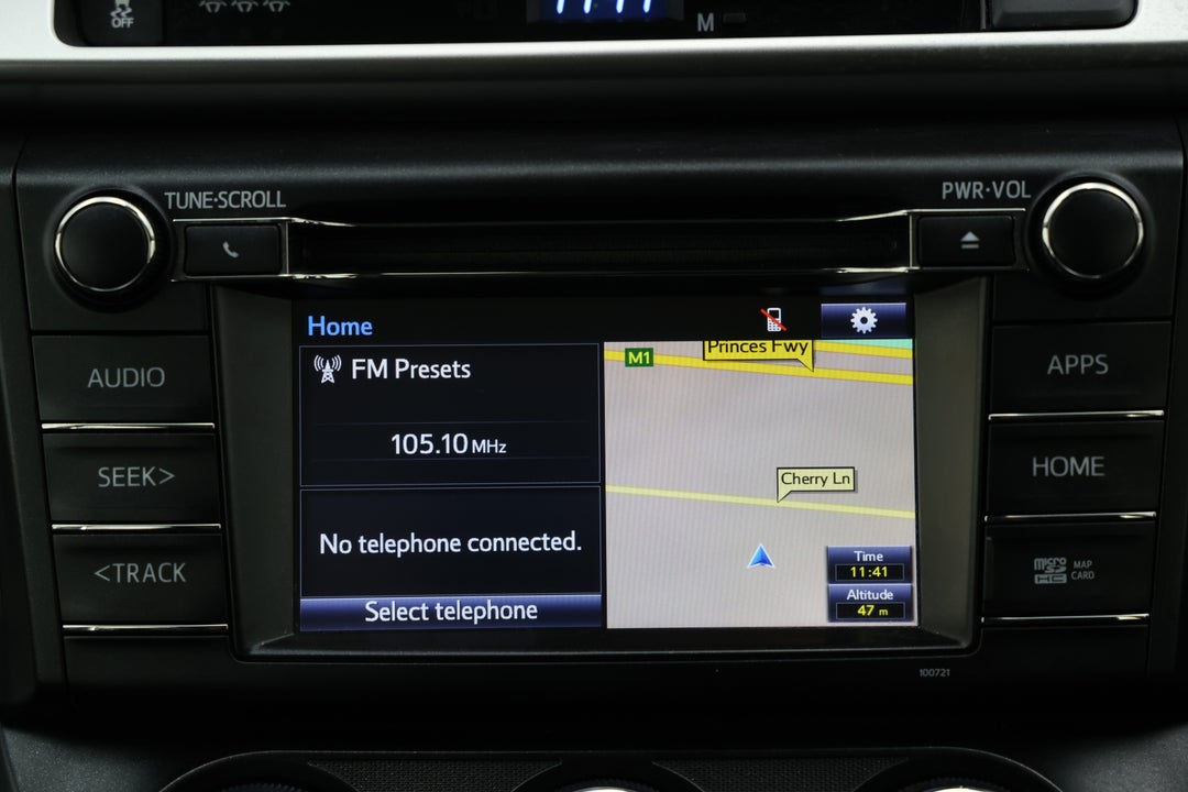 2017 Toyota RAV4 Gx (4x4), Automatic, 100818 km, Infotainment System