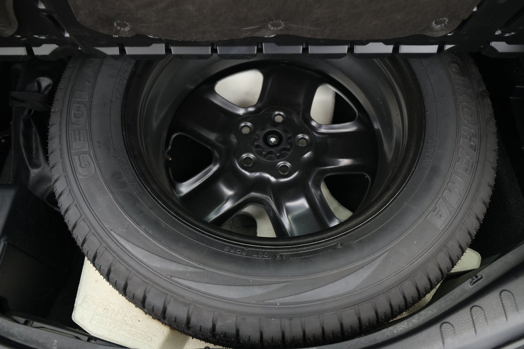 2017 Toyota RAV4 Gx (4x4), Automatic, 100818 km, Spare Wheel