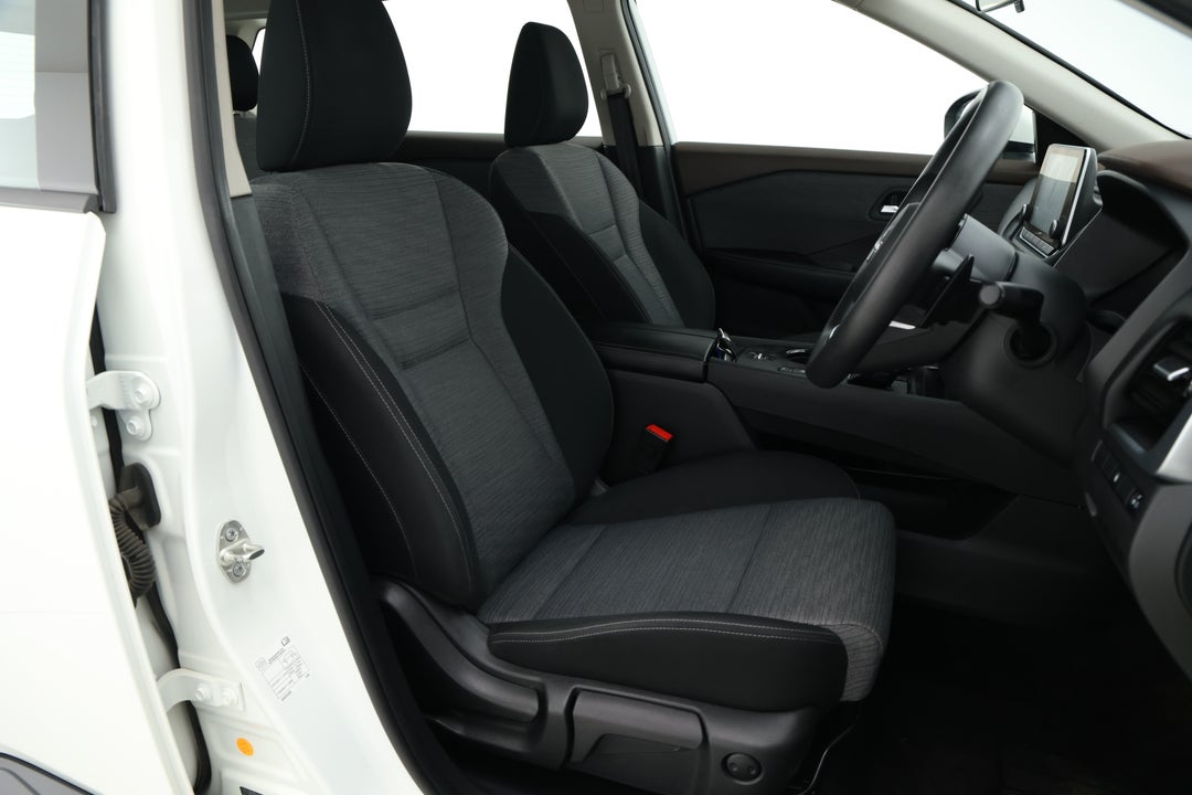 2024 Nissan X-trail St (2WD), Automatic, 51609 km, Right Side Front Door Cabin View