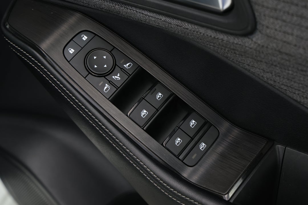 2024 Nissan X-trail St (2WD), Automatic, 51609 km, Drivers Side Door Panel Controls