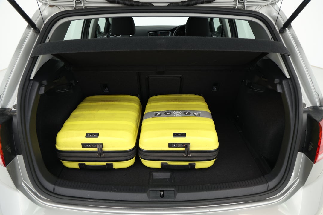 2018 Volkswagen Golf 110 Tsi Trendline, Automatic, 82627 km, Boot Inside View with Luggage