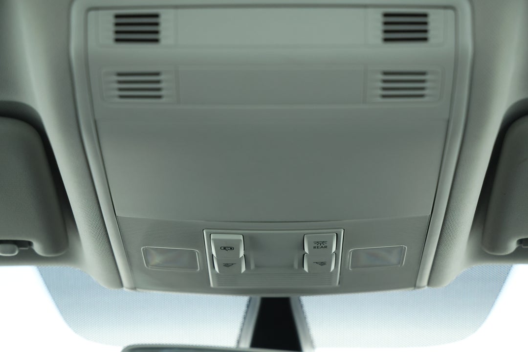 2018 Volkswagen Golf 110 Tsi Trendline, Automatic, 82627 km, On-Roof Controls/Sunglass holder