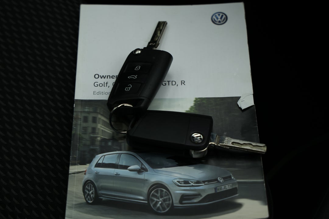2018 Volkswagen Golf 110 Tsi Trendline, Automatic, 82627 km, Key Close-up