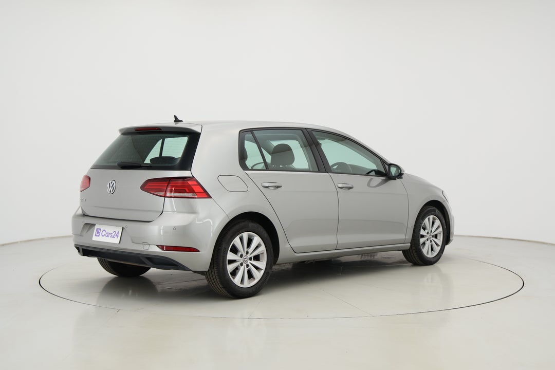 2018 Volkswagen Golf 110 Tsi Trendline, Automatic, 82627 km, Right Back Diagonal (45- Degree) View