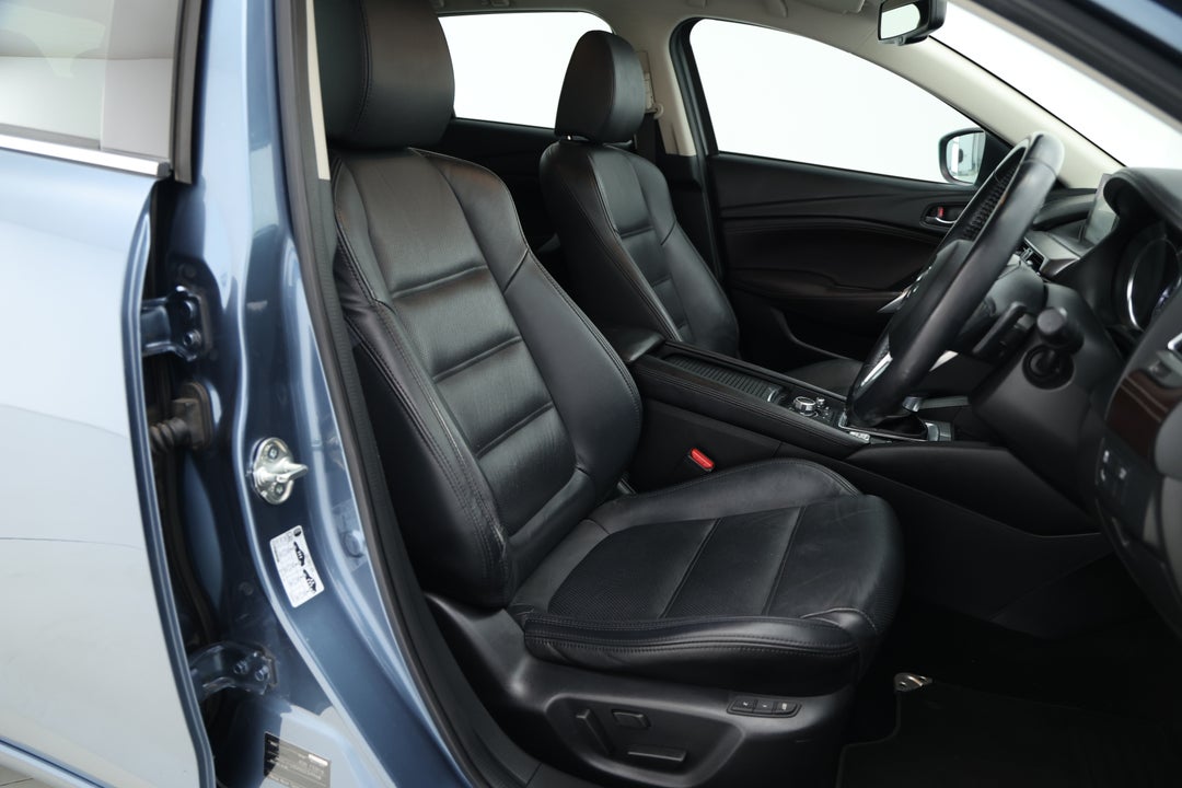 2016 Mazda 6 Touring, Automatic, 101297 km, Right Side Front Door Cabin View