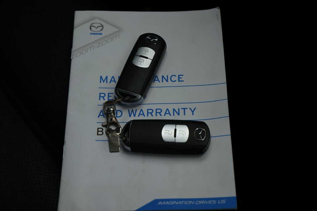 2016 Mazda 6 Touring, Automatic, 101297 km, Key Close-up