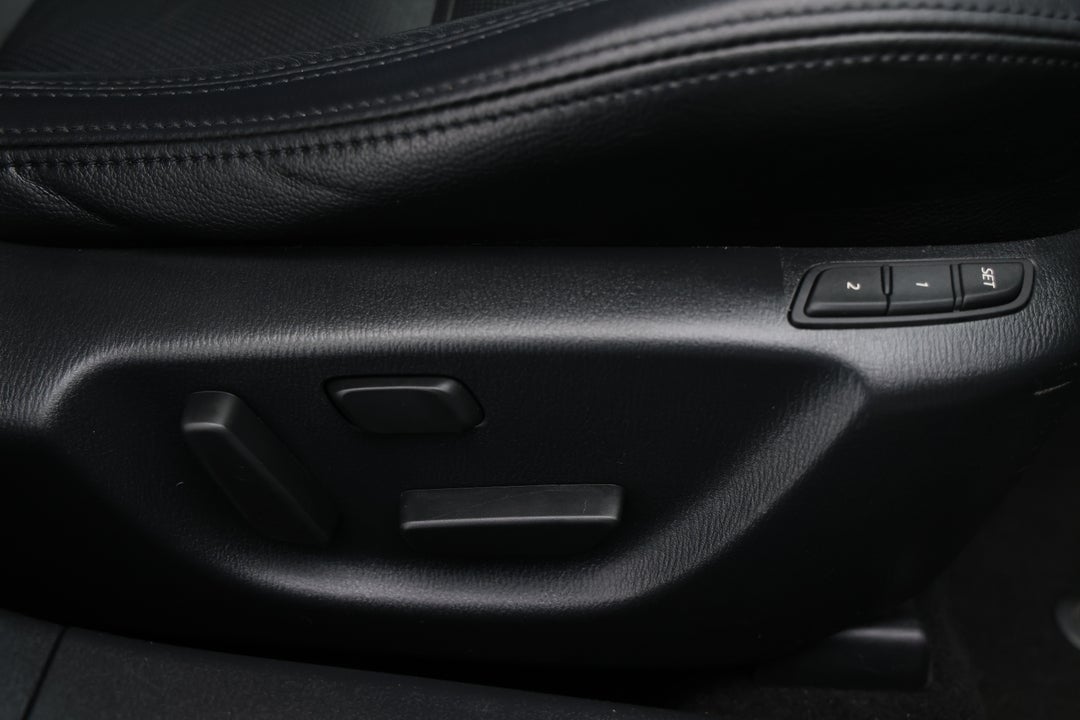 2016 Mazda 6 Touring, Automatic, 101297 km, Drivers Side Adjustment Panel