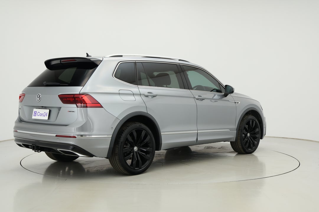 2019 Volkswagen Tiguan 162 Tsi Highline, Automatic, 81723 km, Right Back Diagonal (45- Degree) View