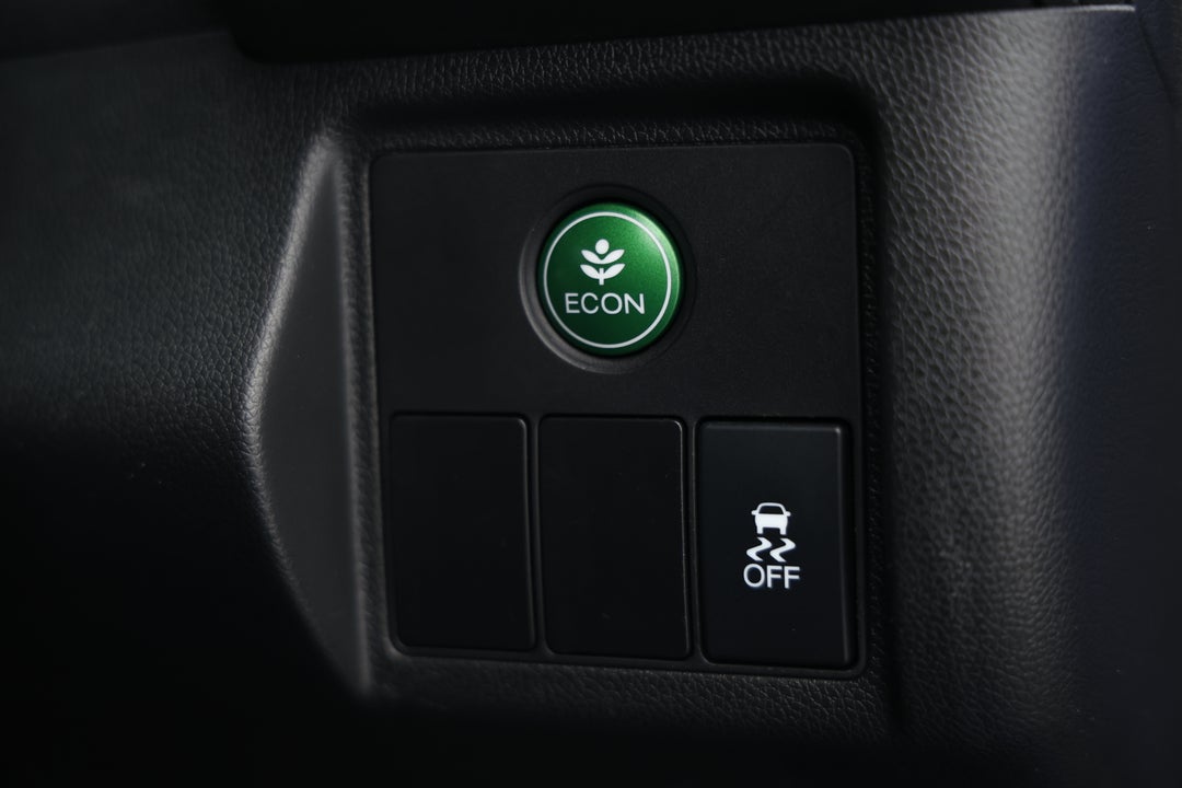 2019 Honda HR-V Vti, Automatic, 56229 km, Utility Switches/Buttons