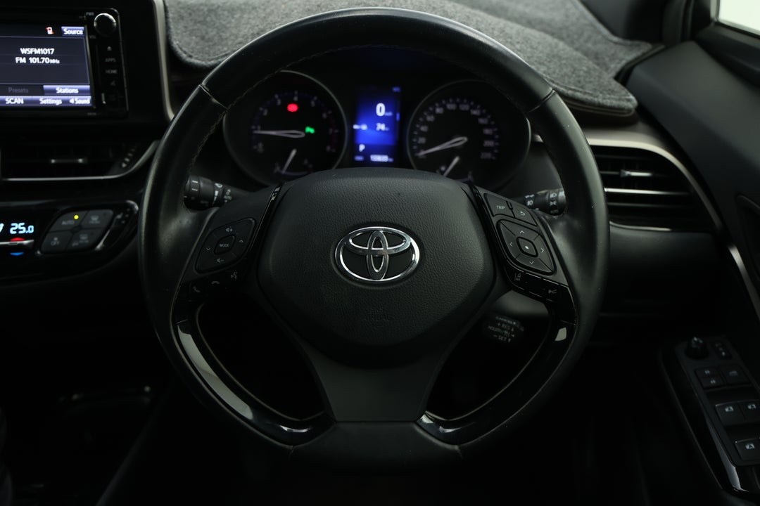 2018 Toyota C-HR Koba (AWD), Automatic, 133633 km, Steering Wheel Close-up